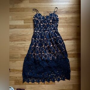 Chic Navy Lace Midi Dress